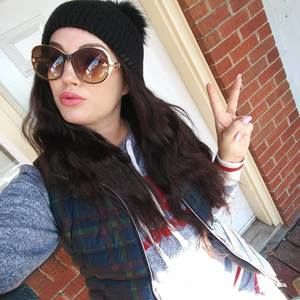 Meet your Posher, Candice